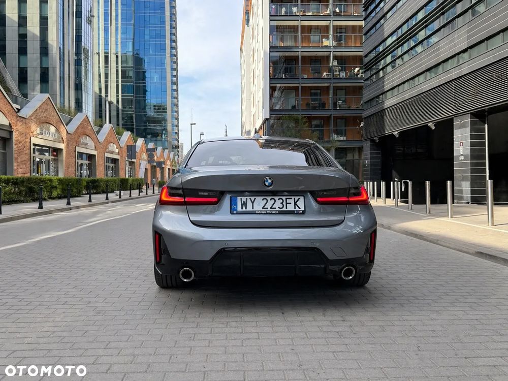 BMW Seria 3 320d M Sport - 5