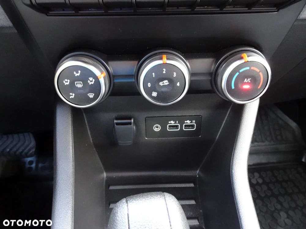 Renault Clio 1.0 TCe Intens Xtronic - 37