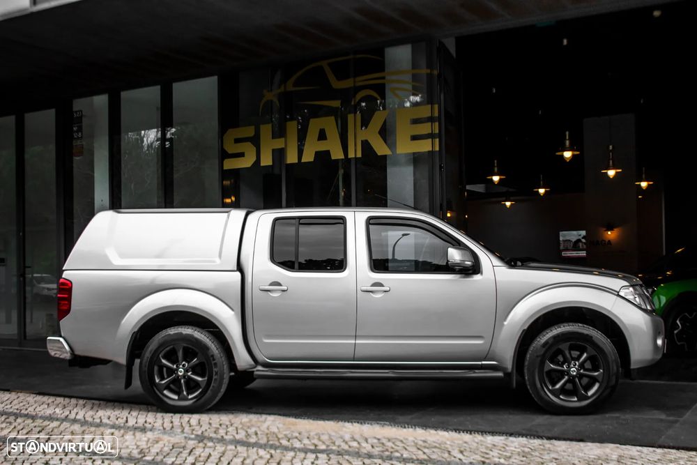Nissan Navara 2.5 dCi CD SE AT 4WD - 5