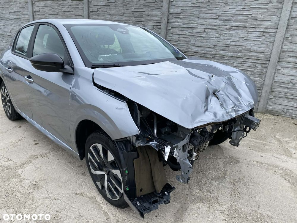 Peugeot 208 PureTech 100 Allure Pack - 25