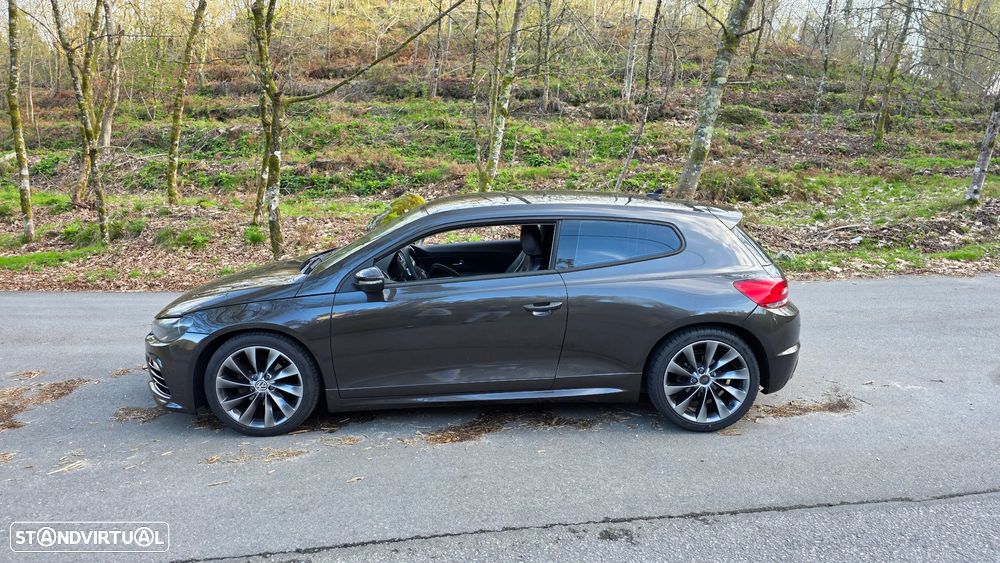 VW Scirocco 2.0 TDI (Blue Motion Technologie) - 26