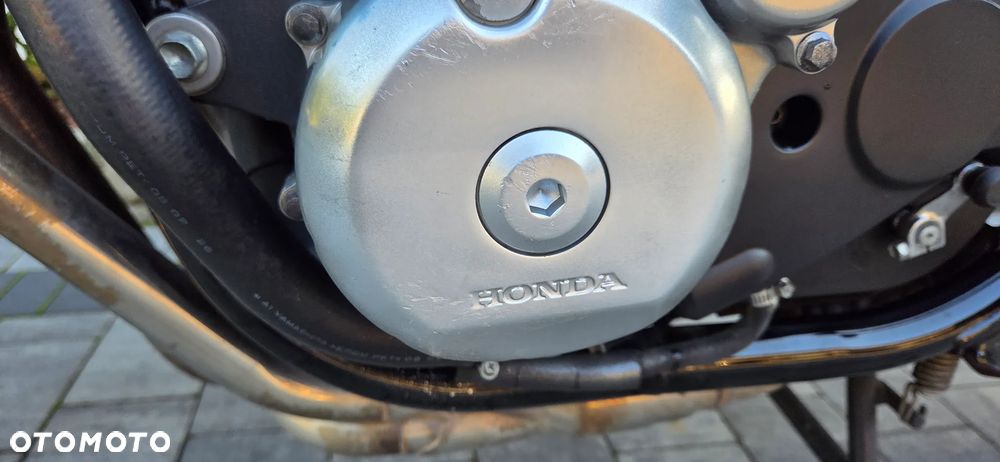 Honda CB - 28