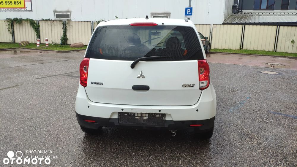 Mitsubishi Colt 1.3 Inform - 29