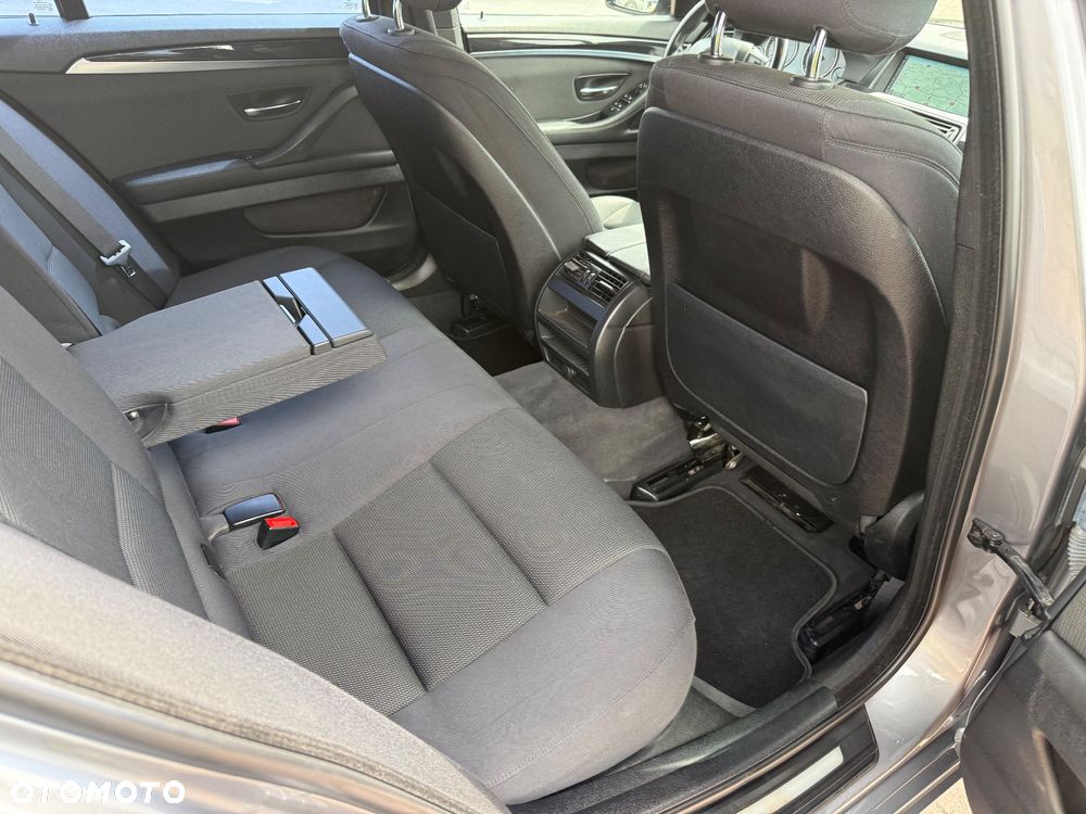 BMW Seria 5 520d - 11
