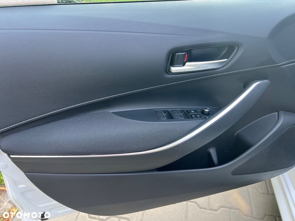 Toyota Corolla 1.8 Hybrid GPF Comfort - 14