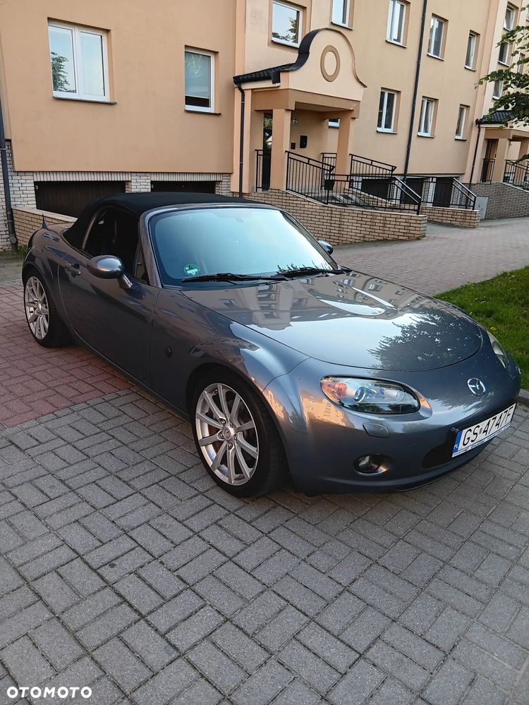 Mazda MX-5 2.0 MZR Sports-Line - 2