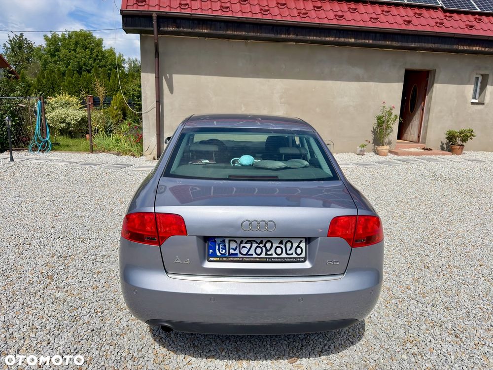 Audi A4 Limousine - 2