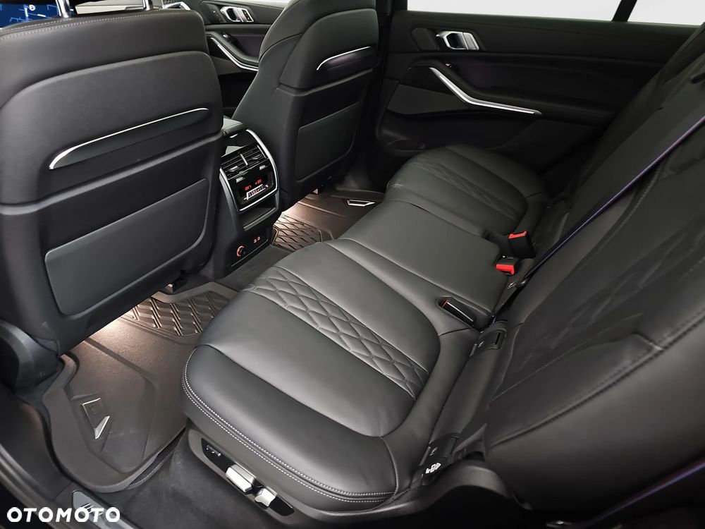 BMW X7 - 20