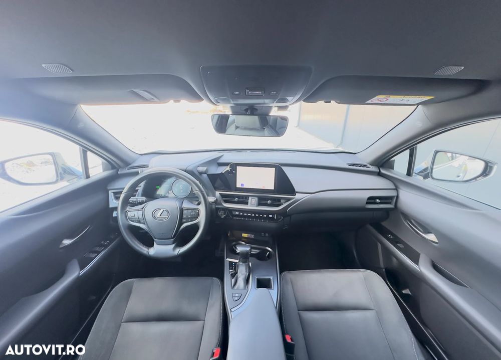 Lexus UX 250h Business Edition - 26