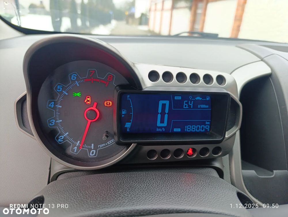 Chevrolet Aveo 1.2 LT+ - 21