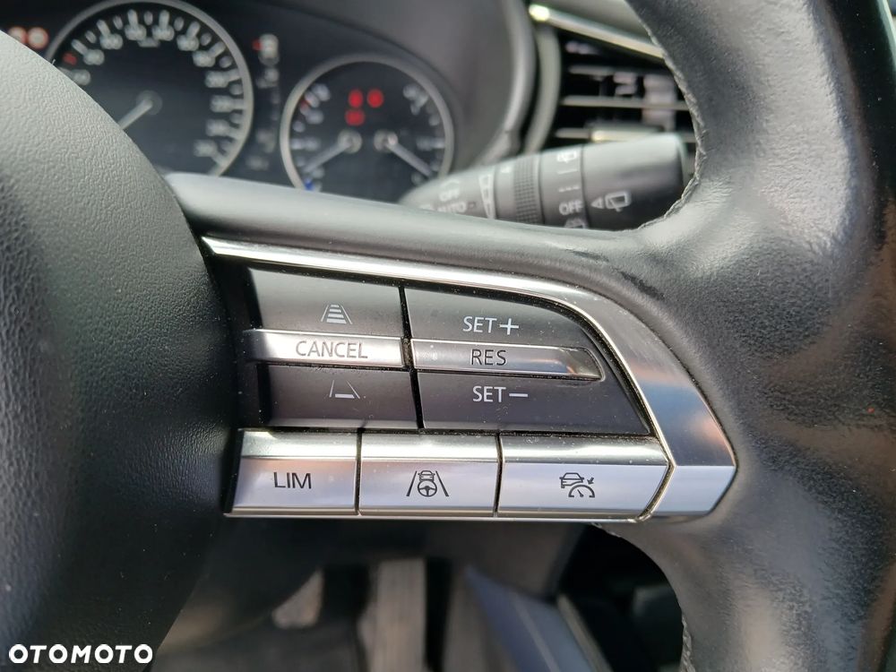 Mazda CX-30 2.0 mHEV Hikari 2WD - 19