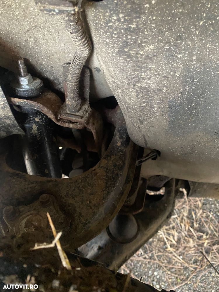 Mitsubishi Pajero Sport 2.5 TD Intense Piele + - 11