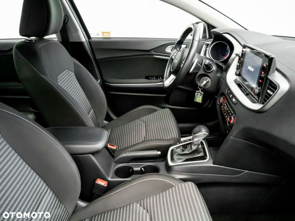 Kia Ceed 1.5 T-GDI M DCT - 19