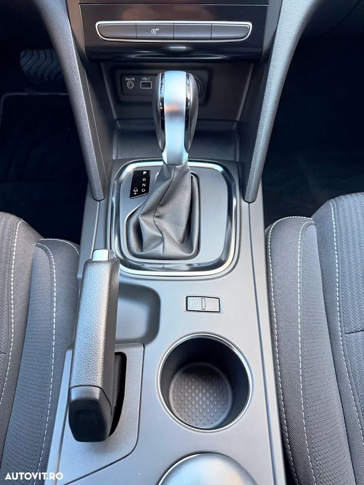 Renault Megane TCe 140 GPF EDC Equilibre - 25