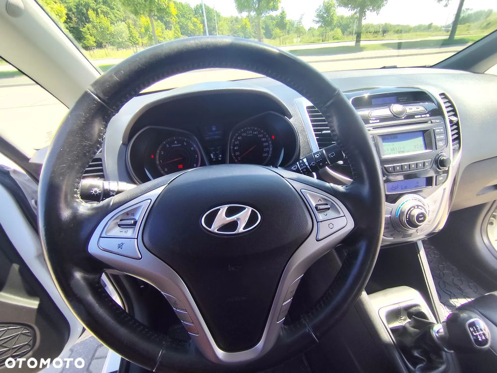 Hyundai ix20 1.6 Premium - 22