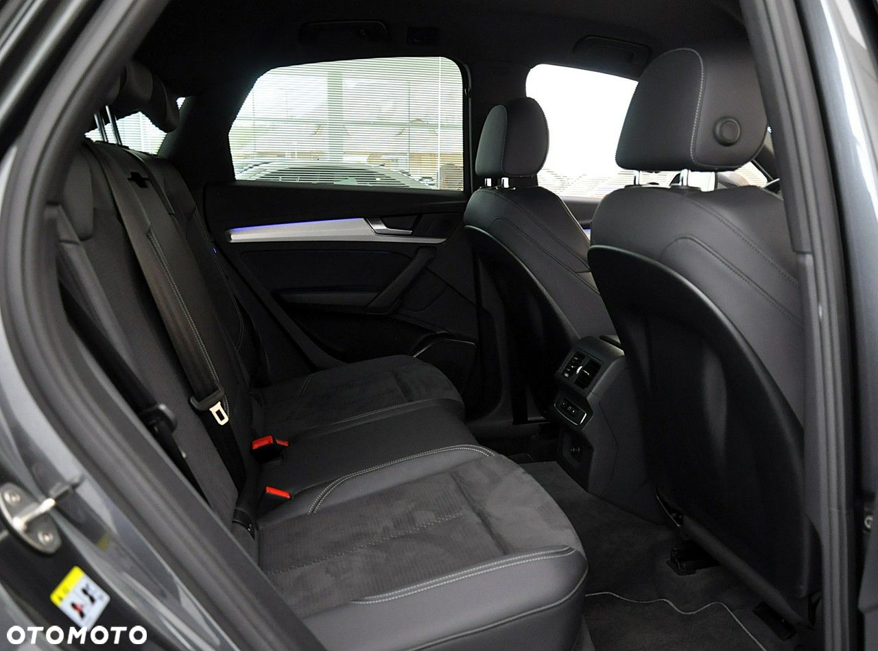 Audi Q5 Sportback - 30
