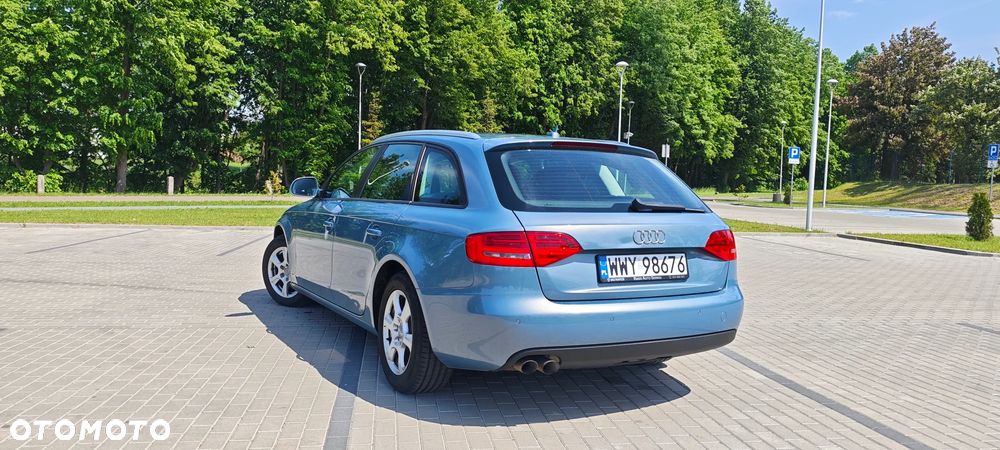 Audi A4 Avant 2.0 TDI DPF quattro Ambiente - 13