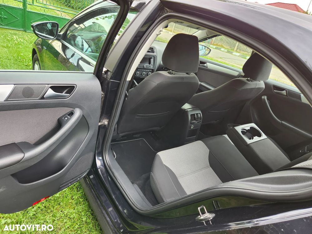 Volkswagen Jetta 1.4 TSI DSG Highline - 9