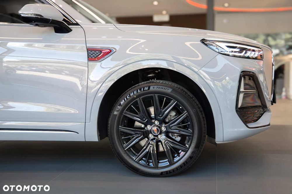 Hongqi HS5 2.0T Executive AWD - 15