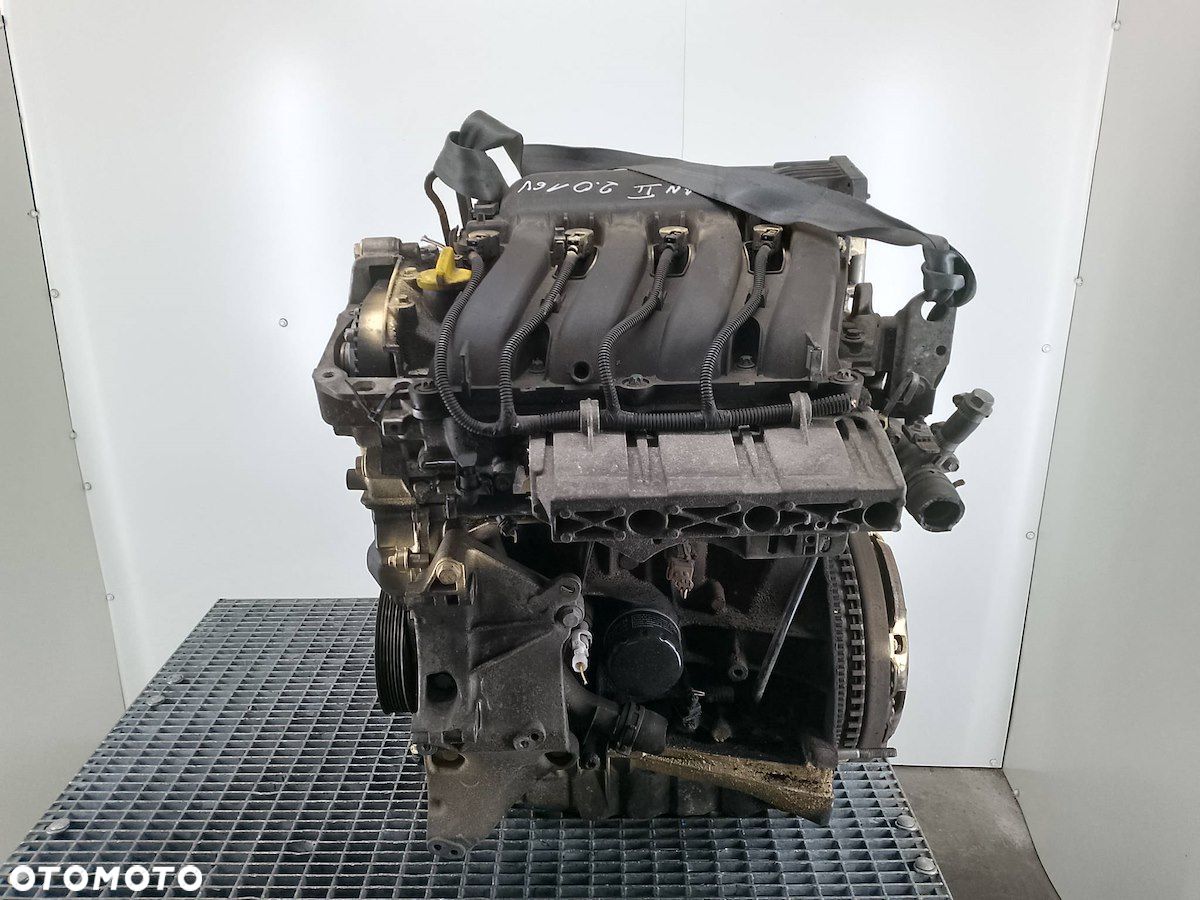 SILNIK RENAULT MEGANE II ( 02-09 ) 2.0 16V - 1