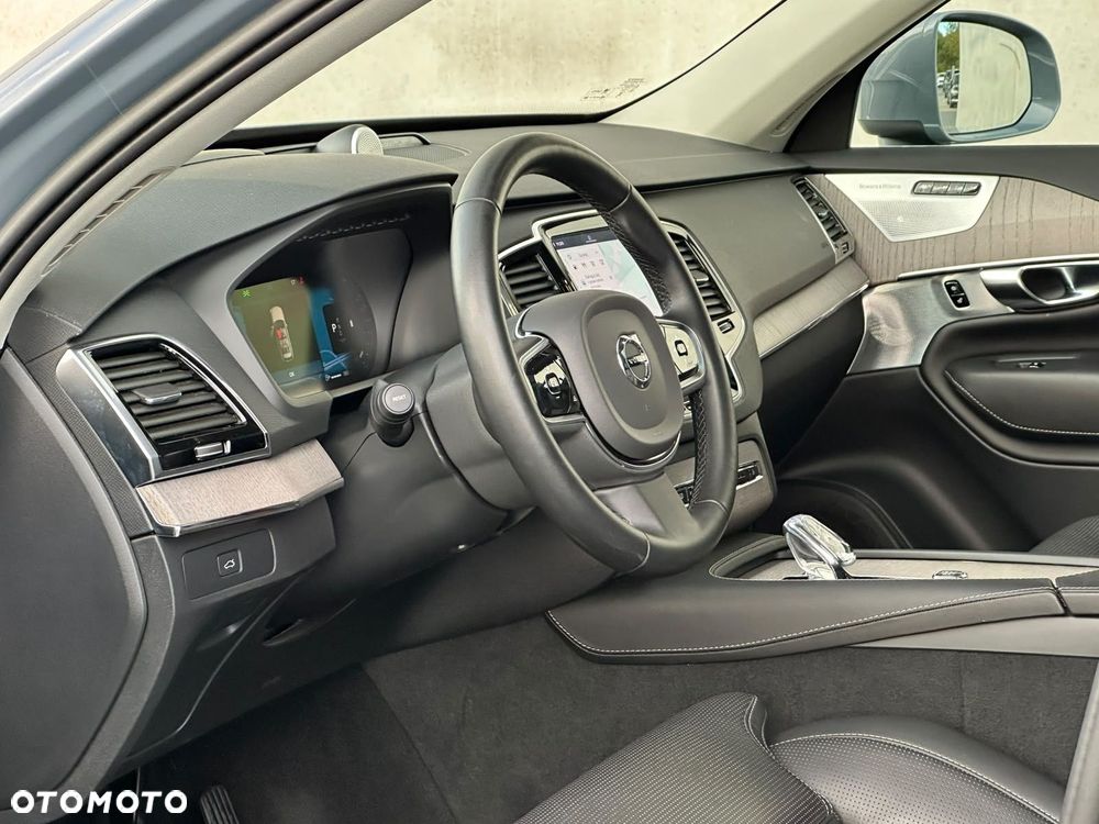 Volvo XC 90 - 26