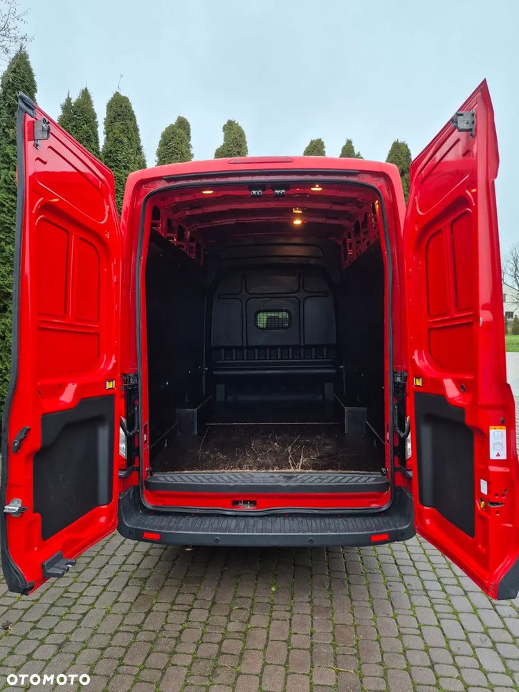 Ford Transit L4H3 RWD Trend - 18