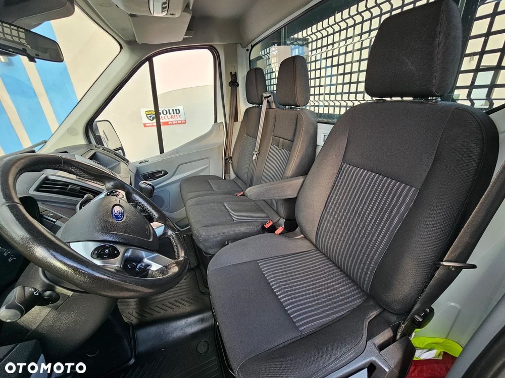 Ford Transit - 13