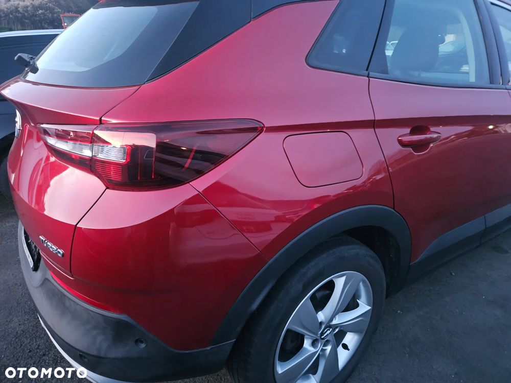 Opel Grandland X 1.2 Start/Stop Business Elegance - 8