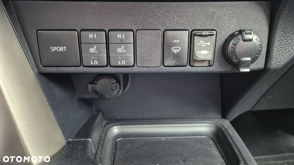 Toyota RAV4 2.0 Premium - 18