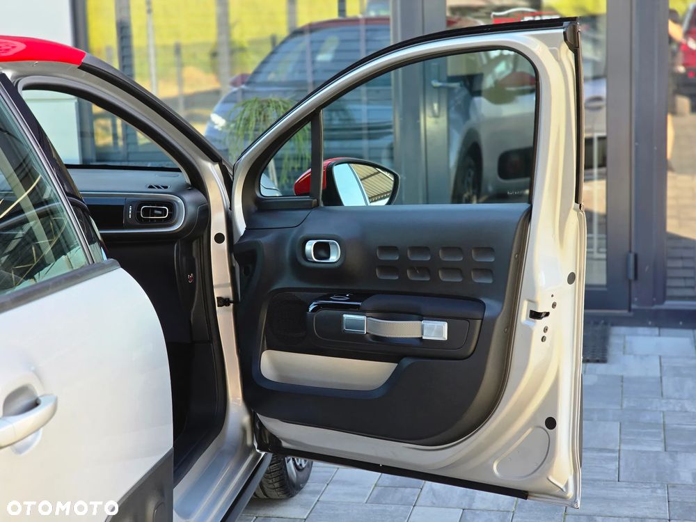 Citroën C3 Pure Tech (VTi) 82 Exclusive - 36