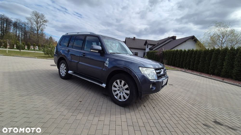 Mitsubishi Pajero - 5