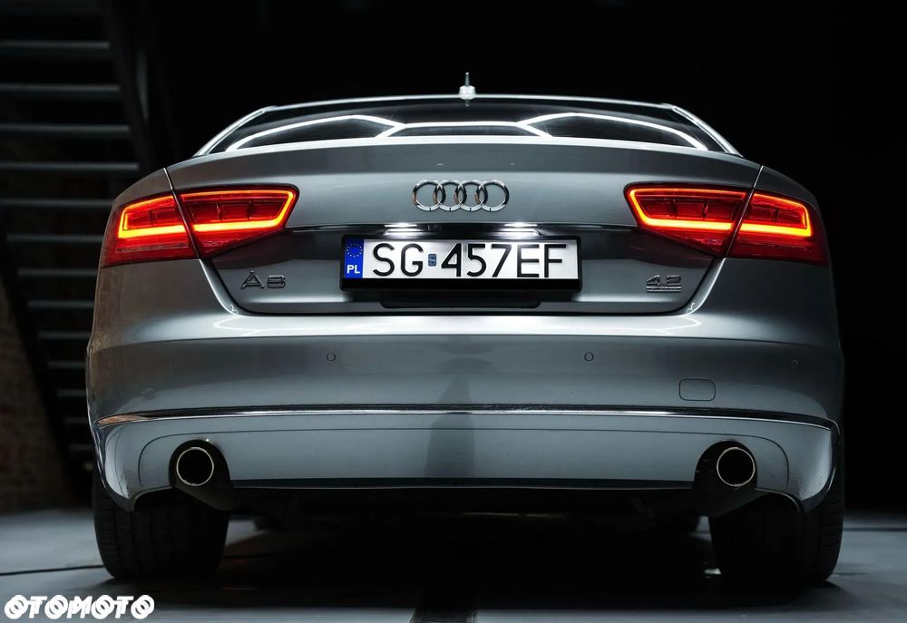 Audi A8 4.2 FSI quattro tiptronic - 8