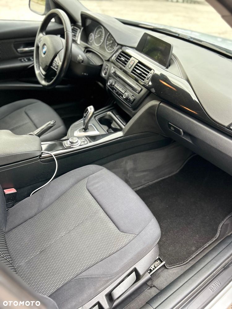 BMW Seria 3 318d Advantage - 3