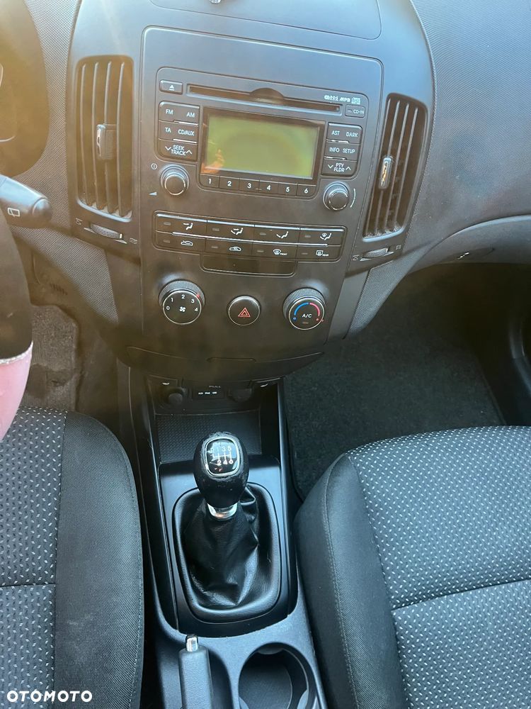 Hyundai i30 1.6 CRDi Comfort - 9