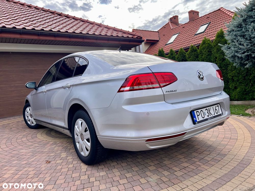 Volkswagen Passat - 35