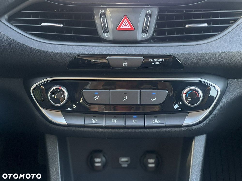 Hyundai i30 1.0 T-GDI Modern - 24