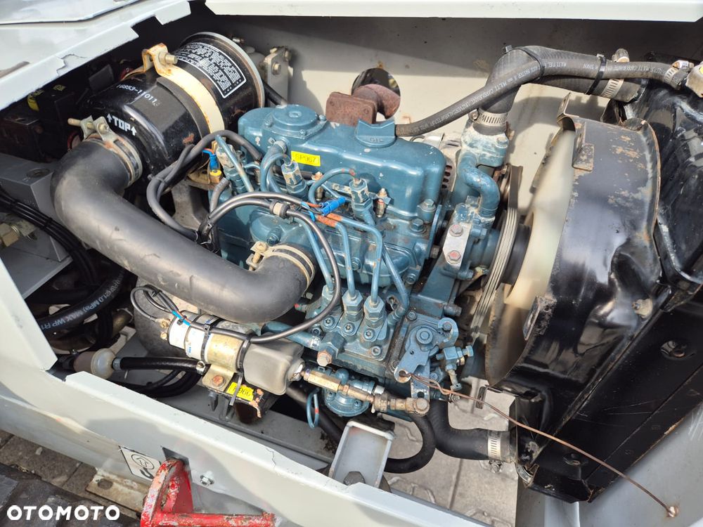 Omme 2600 RBD / PODNOŚNIK PAJĄK / DO 26 METRÓW / 240 ŁADOWNOŚĆ / DIESEL + ELEKTRO / 1WŁ / PRZEGLĄD DUŃSKI / SERWISOWANY / SILNIK KUBOTA / HYDRAULIKA PO SERWISIE - 9