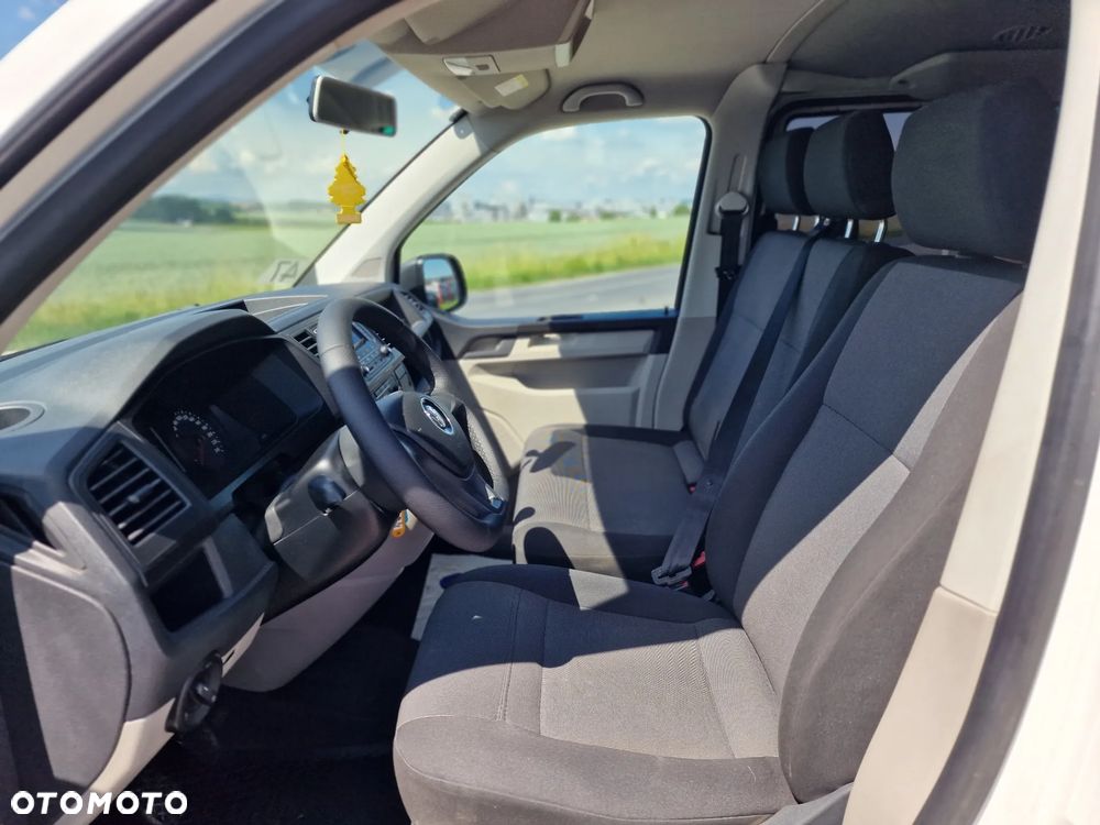 Volkswagen Transporter Lang EU6 - 18