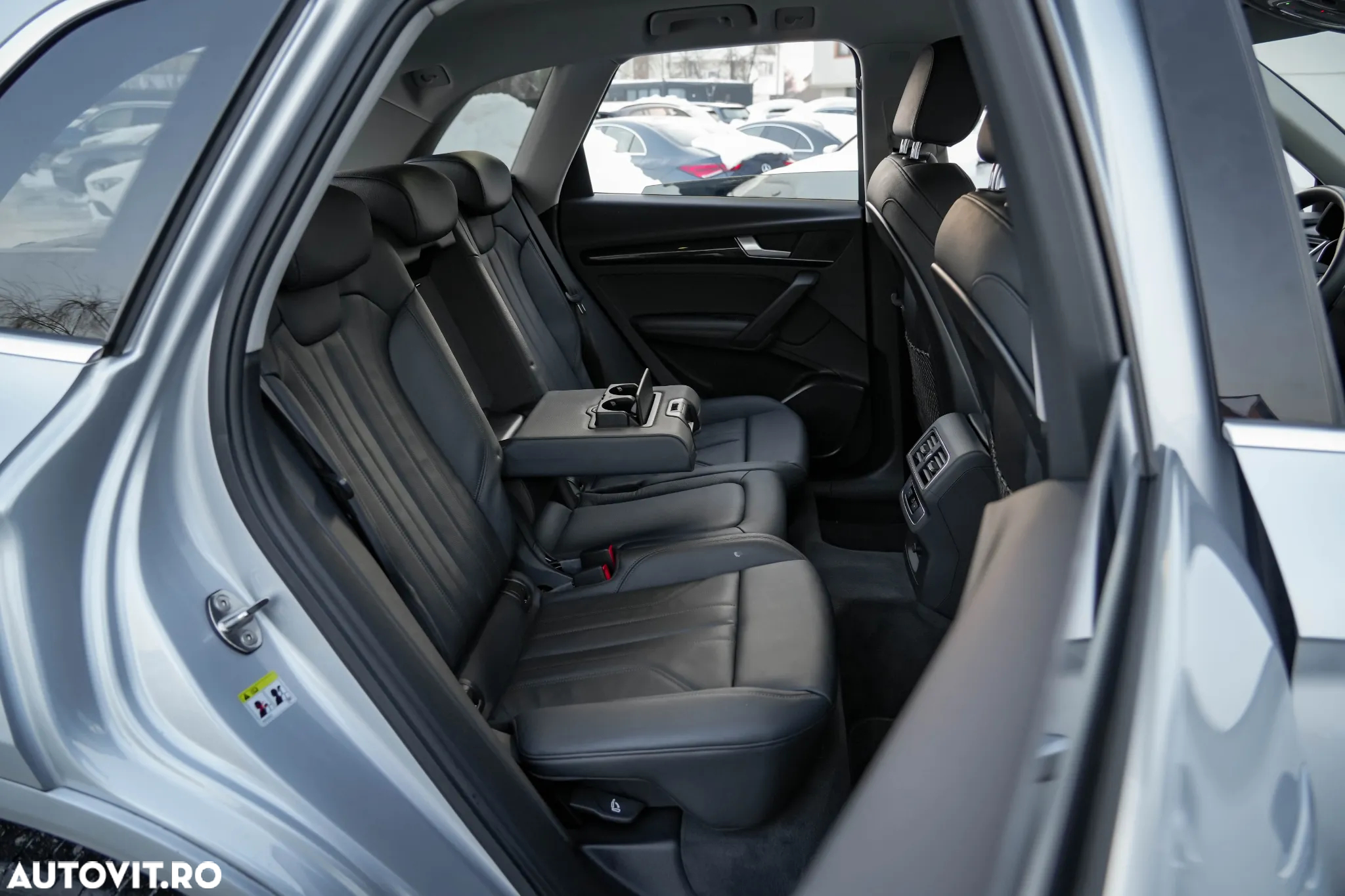 Audi Q5 2.0 40 TDI quattro S tronic Design - 14
