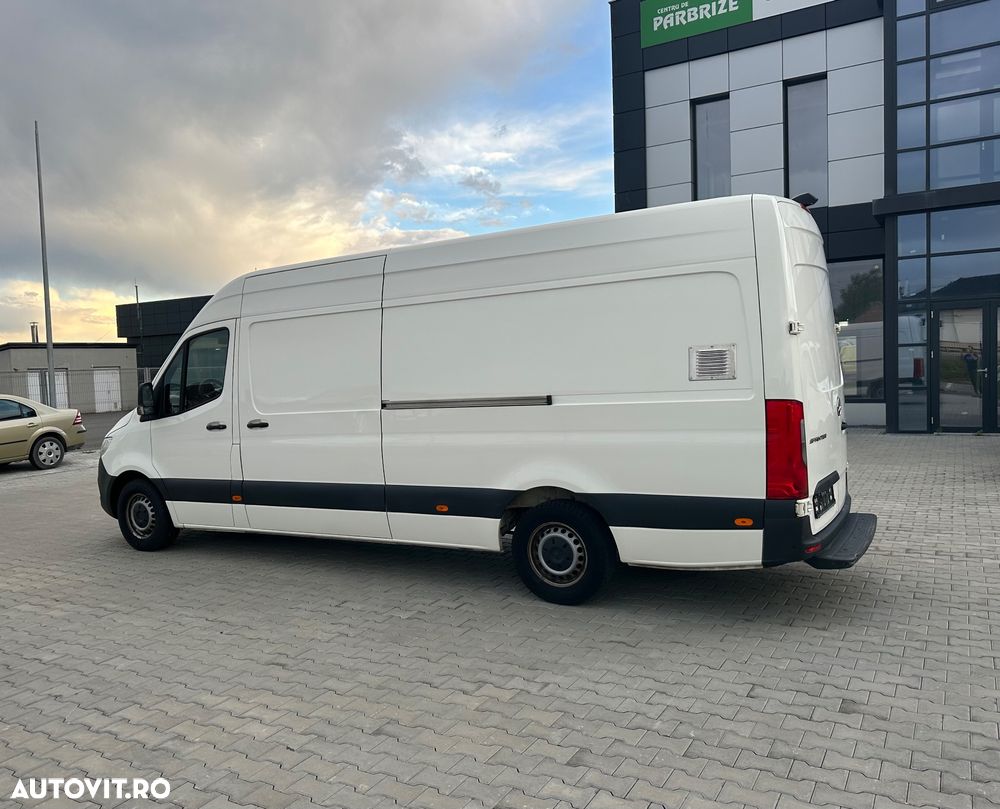 Mercedes-Benz SPRINTER - 6