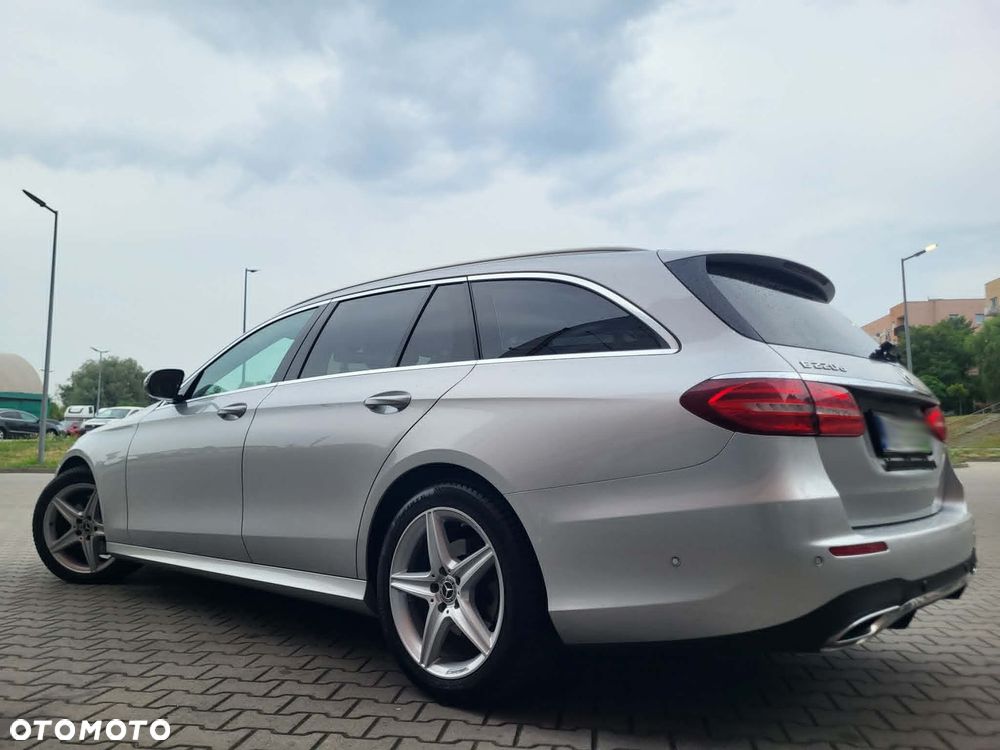 Mercedes-Benz Klasa E 220 d 9G-TRONIC AMG Line - 6
