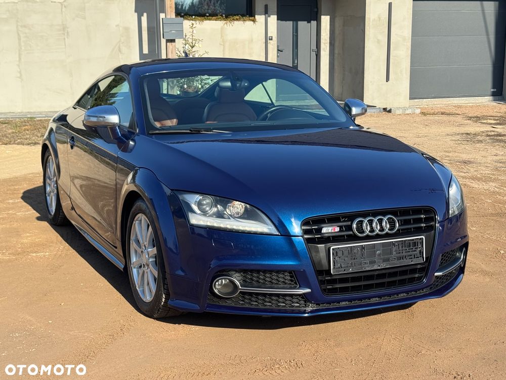 Audi TT S Coupé - 1