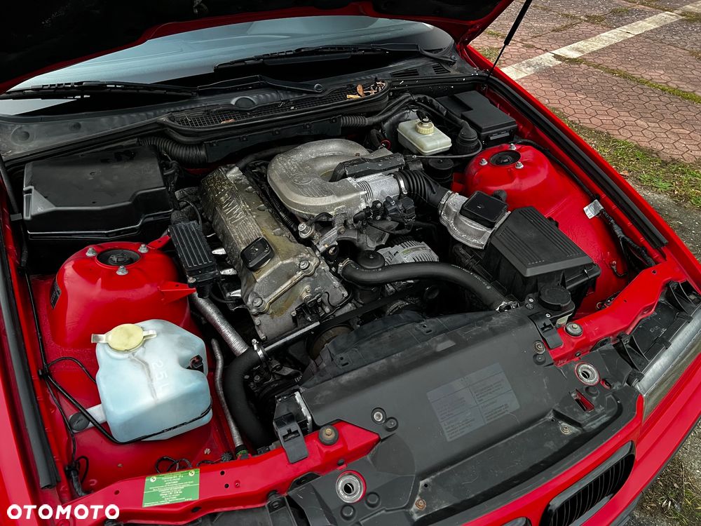 BMW Seria 3 316i - 35