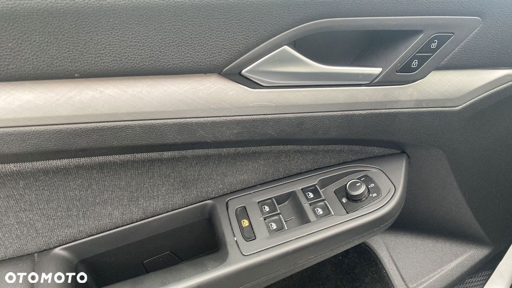 Volkswagen Golf 2.0 TDI Life - 15