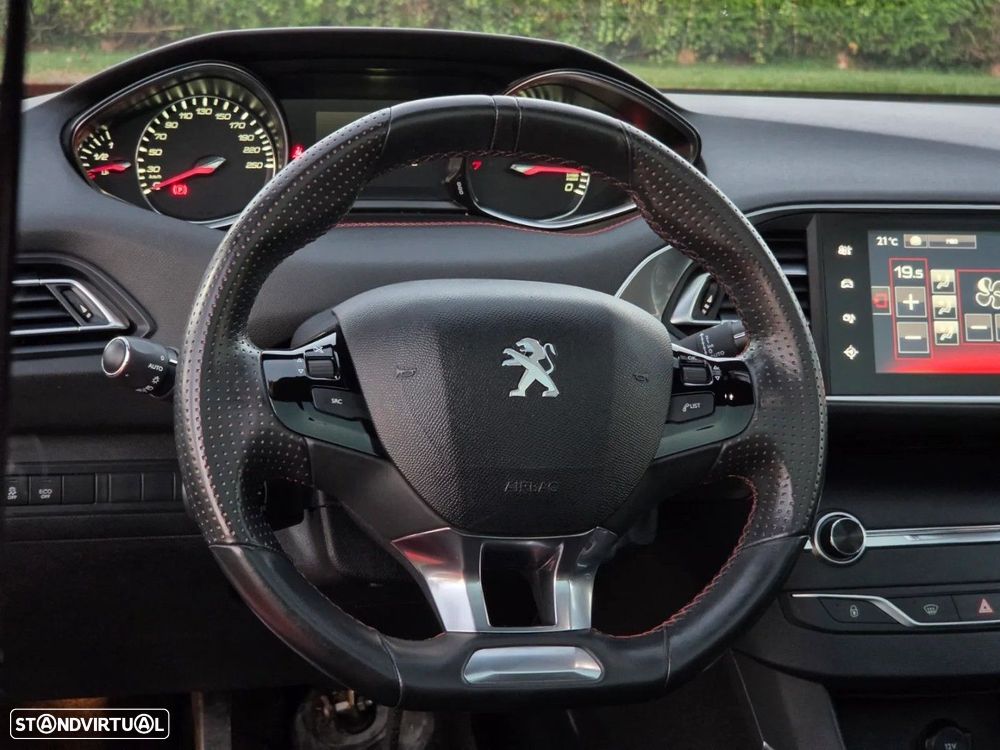 Peugeot 308 1.2 PureTech GT Line - 11