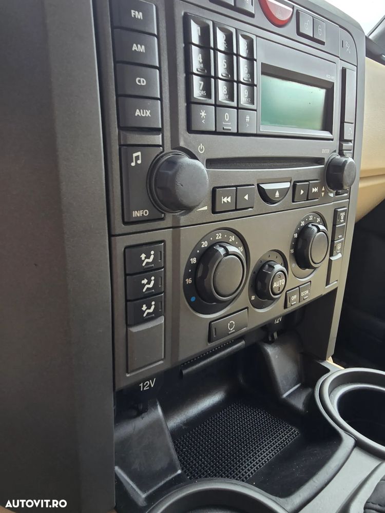 Land Rover Discovery TD 6 HSE - 36
