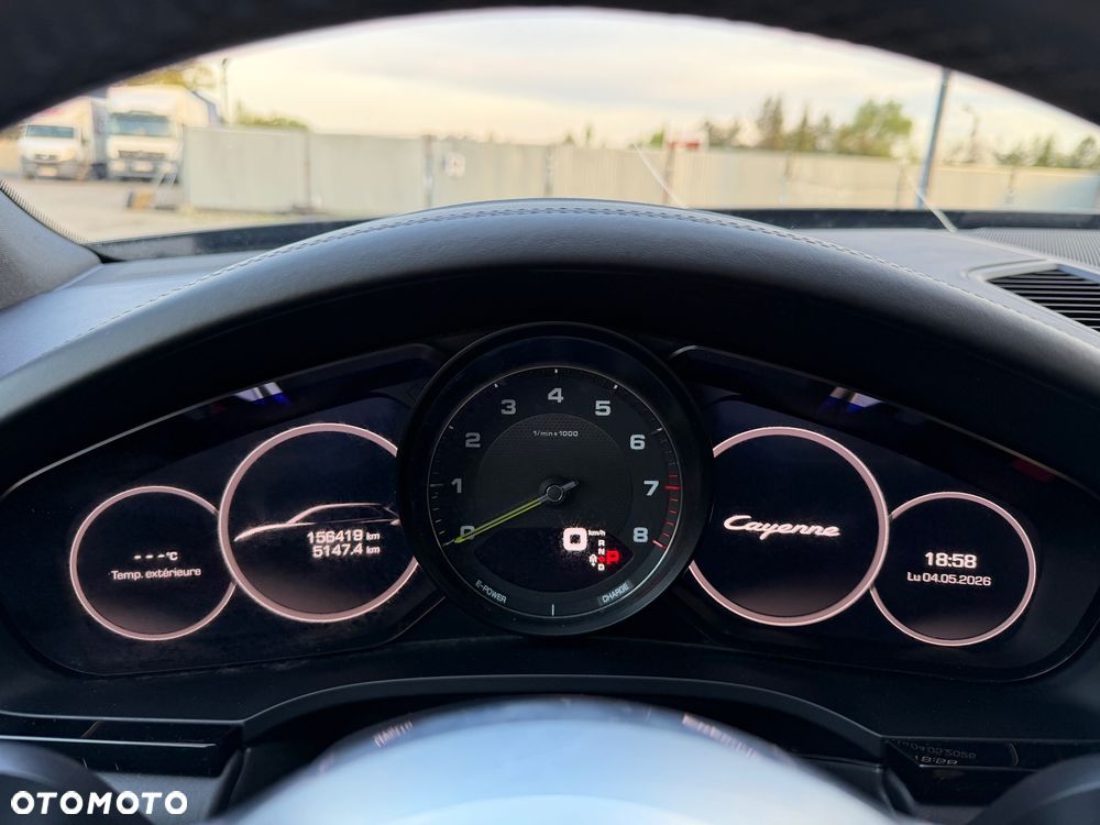Porsche Cayenne E-Hybrid Tiptronic S Platinum Edition - 24