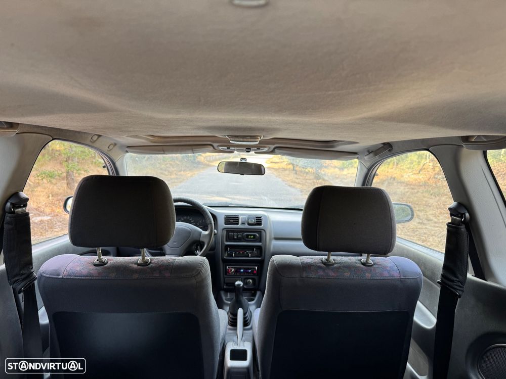 Mazda 323 P 1.3 TA - 10