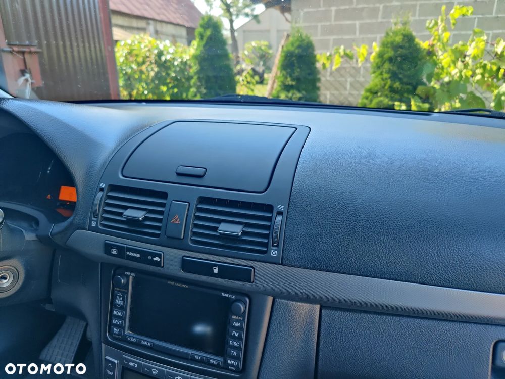 Toyota Avensis 2.0 D-4D Sol plus+NAVI - 9
