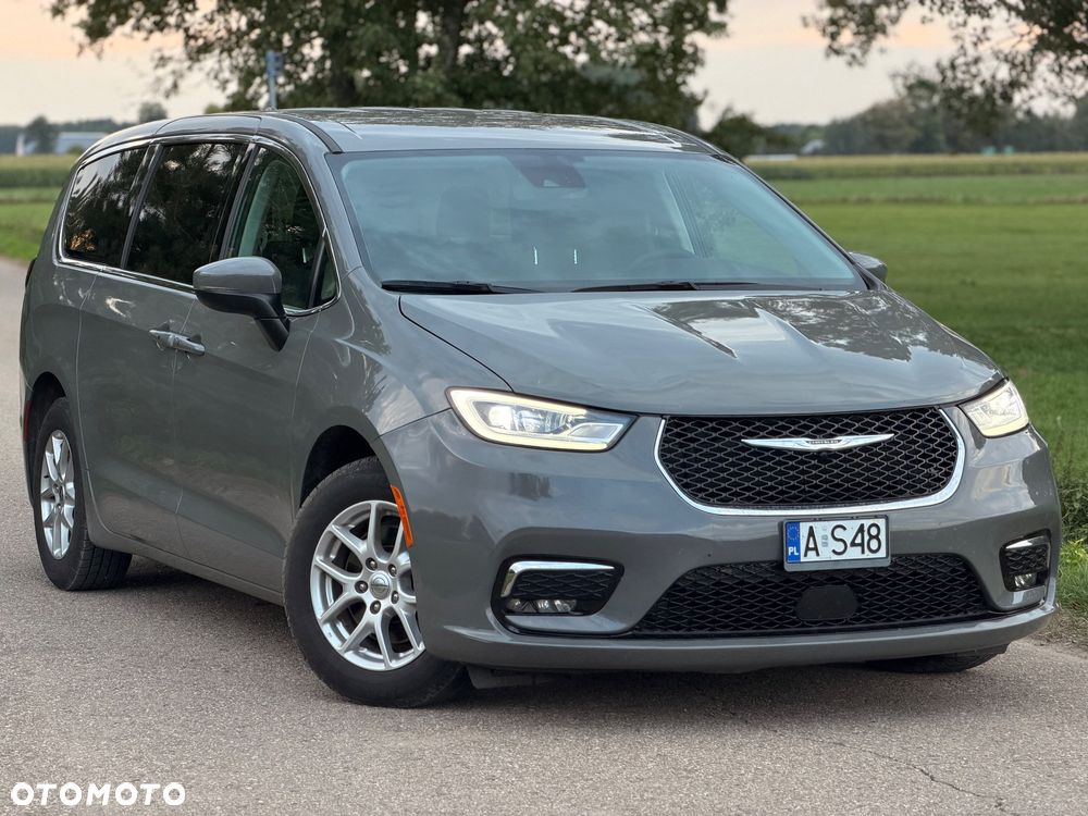 Chrysler Pacifica - 13
